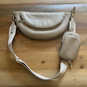 Elegant Tan Leather Crossbody Bag